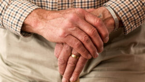 L'aide à domicile : un recours indispensable pour les personnes âgées